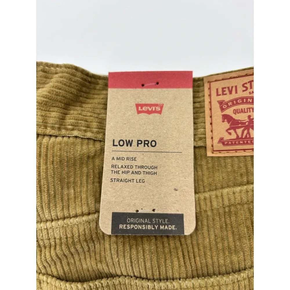 LEVI'S Low Pro Mens 31 x 30 Relaxed Fit Straight Corduroy Tan Pants Casual NWT‎